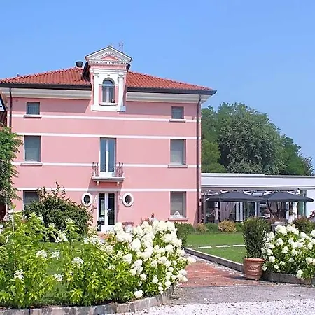 فندق Maria Luigia 3*